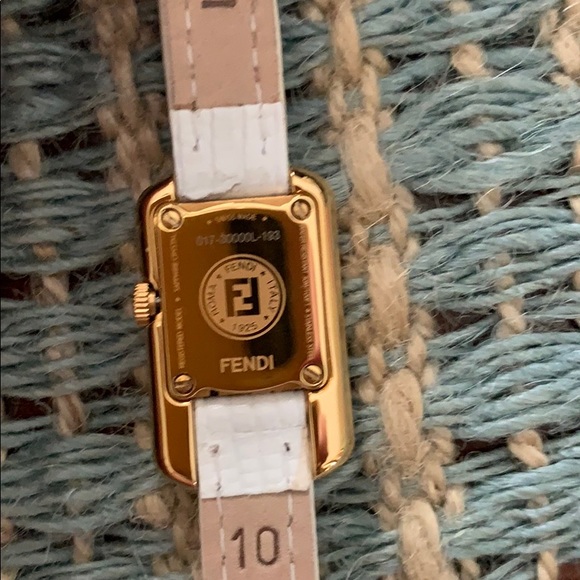 Fendi Watch - Picture 11 of 15
